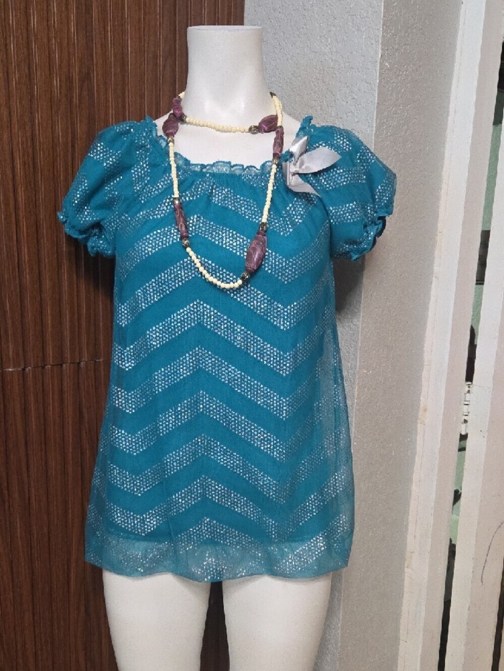George Teal Chevron Off-Shoulder Blouse Sz 10/12 Years Old.[0110]